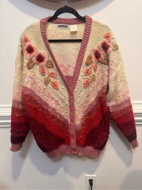 Mariea Kim  / rare Vintage Embroidered 3D Colorful  Oversize  Cardigan ~ Size L